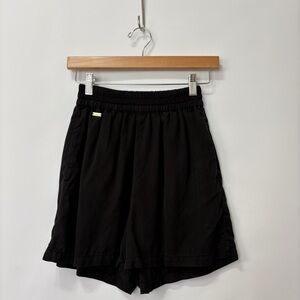 Lune Active Chloe High waist Lounge‎ Shorts Size Small